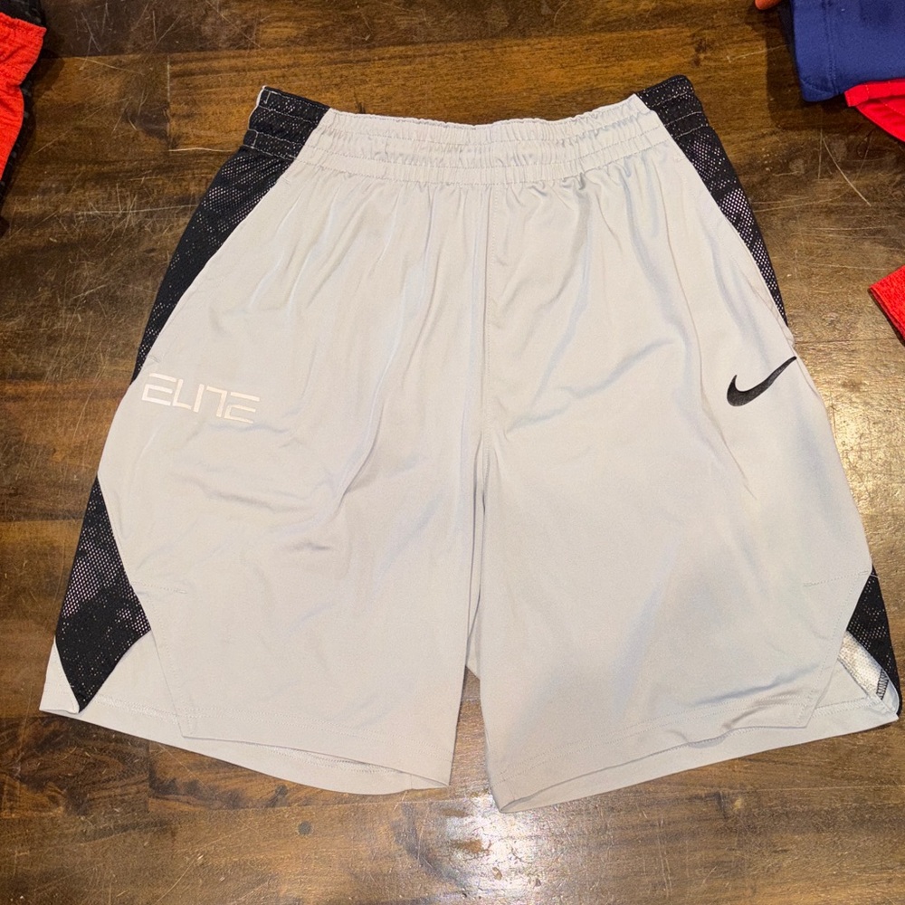 Nike Men's Light Gray and Black Athletic Shorts